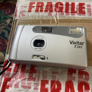 Vivitar T201 35mm Film Camera Compact Point And Shoot 28mm Lens Vintage Y2K