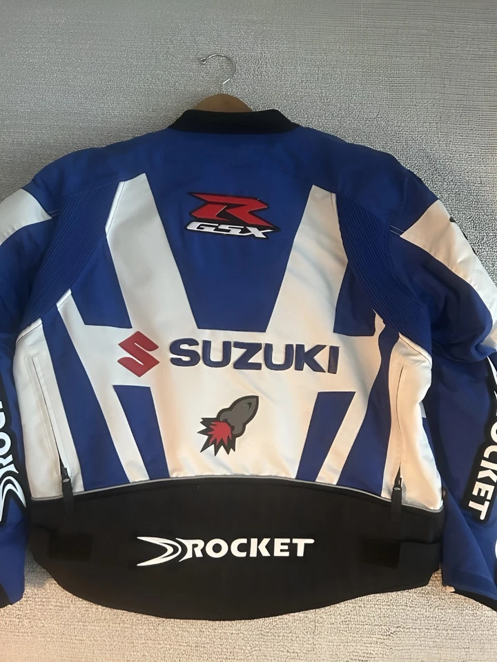 Chaqueta de cuero para moto Suzuki GSXR Foto 3 de 4