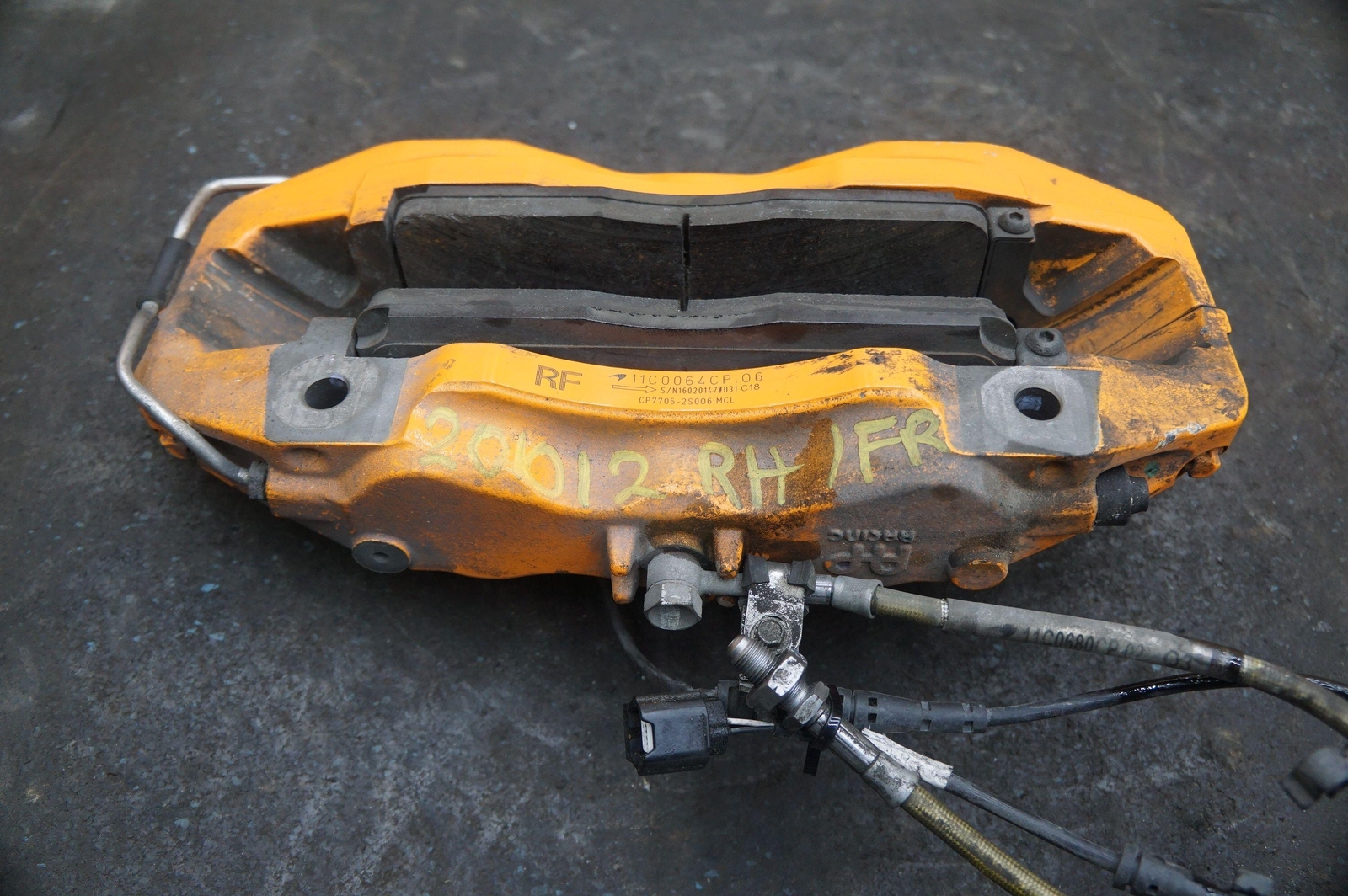 Front Right Passenger Side Brake Caliper CCM 11C0064CP.06 McLaren 570S 17 *NOTE