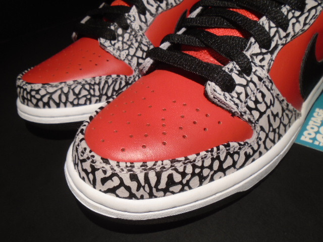 Size 8 - Nike Supreme x Dunk Premium SB Low Red Cement for