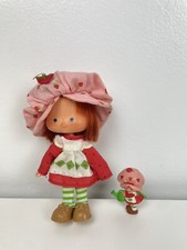Kenner Strawberry Shortcake Doll 43020 With Mini PVC Strawberry Shortcake Figure