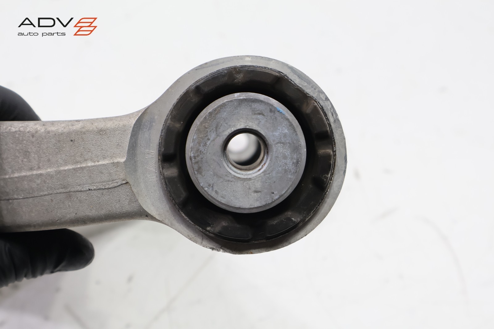 2014 - 2024 MASERATI GHIBLI FRONT RIGHT PASSENGER SIDE LOWER CONTROL ARM OEM