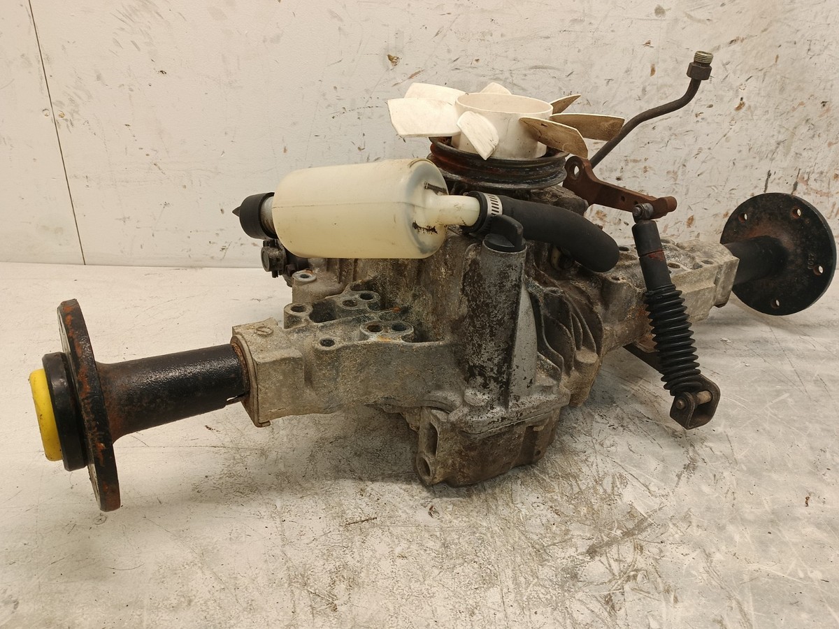 john123ページ OEM John Deere Transmission AM123278 *No Oil* GX335 GX345 GX325