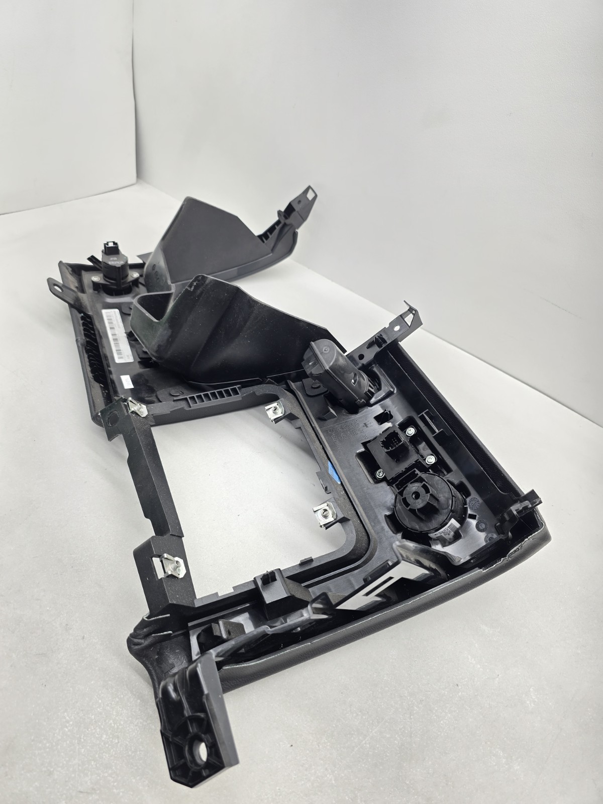 2014 2015 2016 Maserati Ghibli SQ4 Lower Left Dashboard Knee Trim Panel Cover