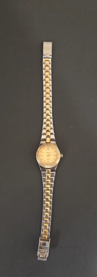 Reloj Benrus Vintage Diamante Cuarzo Movimiento Suizo Damas Banda Dos Tonos Foto 2 de 4