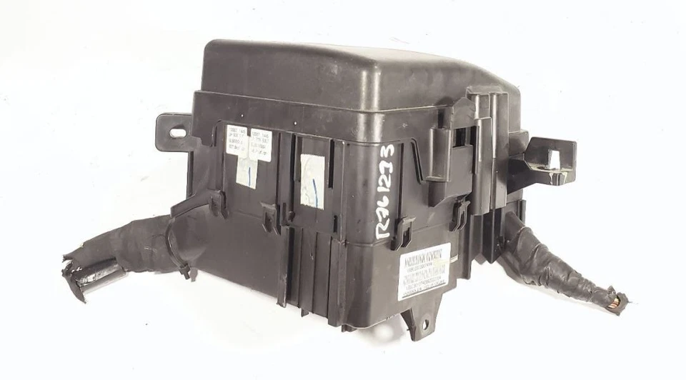 Caja de fusibles del motor Federal Vin C OEM 2013 2014 Hyundai Sonata Foto 3 de 4