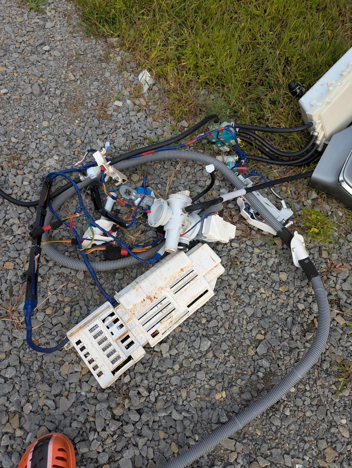 Lavadora de carga frontal Samsung todas las piezas internas el panel de control Foto 3 de 4