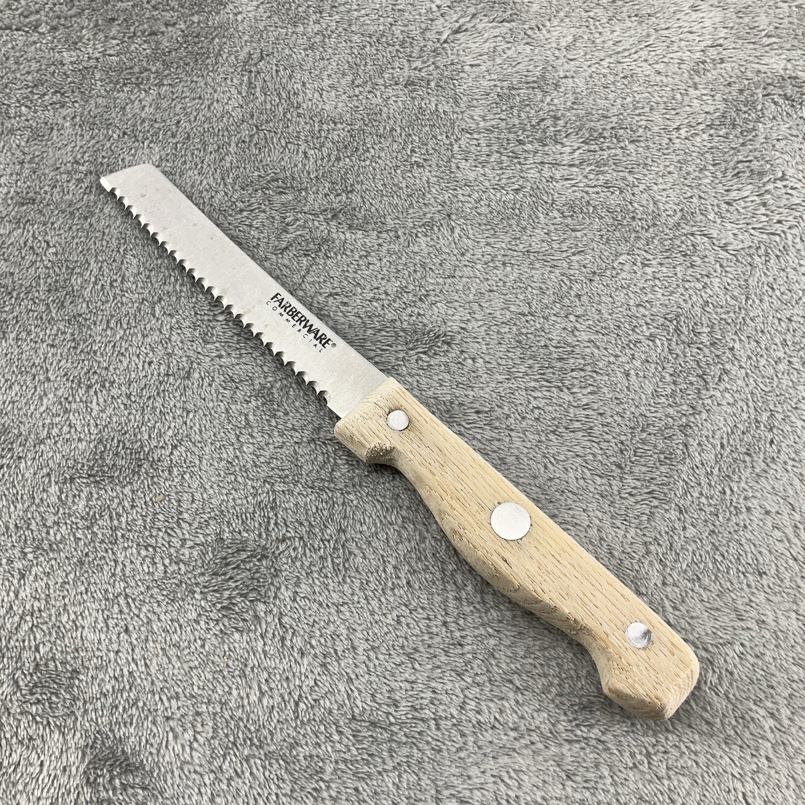 4.5&rdquo; Blade Serrated Edge Wood Handle