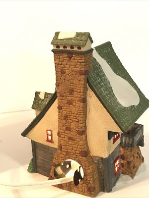 Dept 56 North Pole Series Elf Bunkhouse Lighted Christmas Village