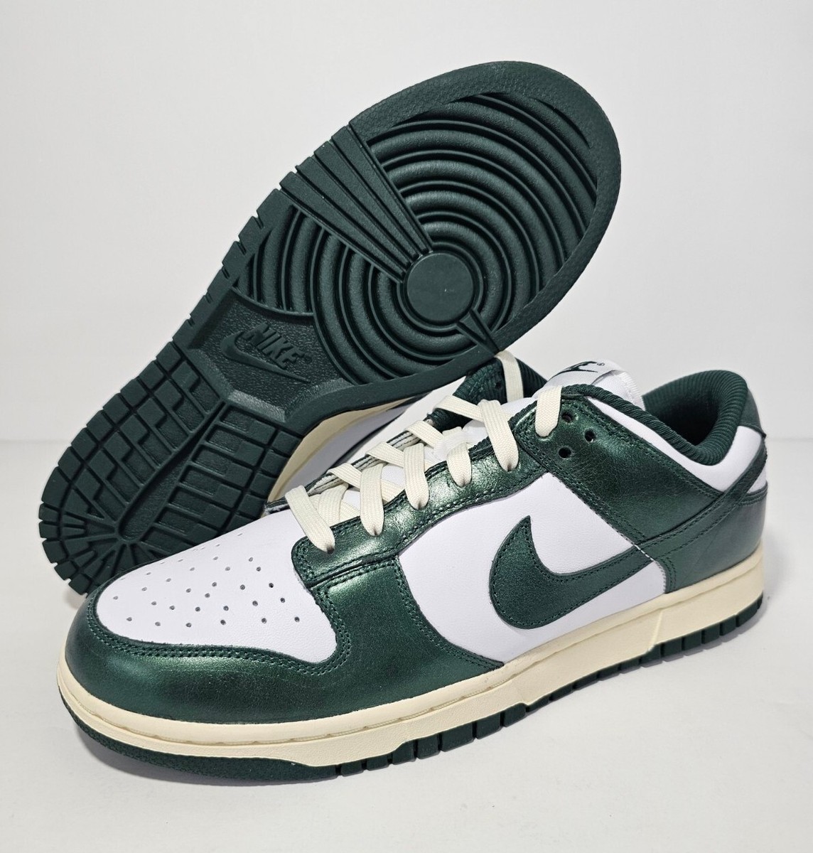 Nike W Dunk Low Vintage Green DQ8580-100 Women Sz 10.5 Mens Sz 9