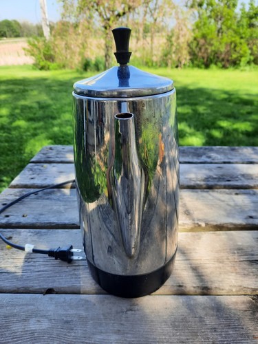 Cafetera eléctrica de acero inoxidable Presto Percoladora modelo 0281104 de colección - Imagen 5 de 8