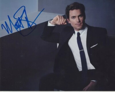 Matthew Bomer In Person signed 10'' x 8'' photo - Handsome American actor