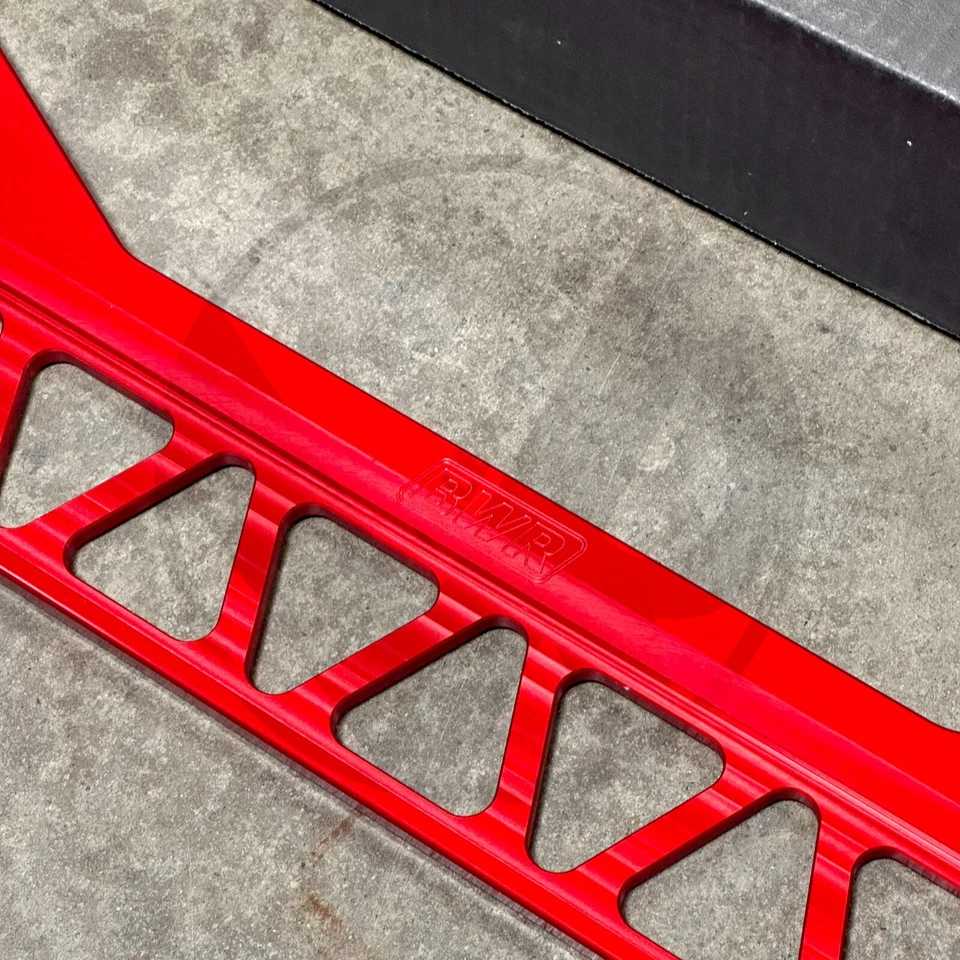 Suporte de subquadro Blackworks para 02-06 Acura RSX /02-05 Honda Civic Si EP3 (vermelho) - Imagem 4 de 4