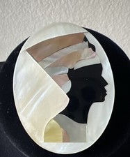 VTG EGYPTIAN REVIVAL MOTHER OF PEARL SHELL GODDESS QUEEN NEFERTITI BROOCH.Estate