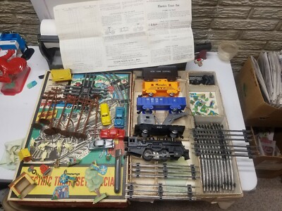 Vintage 1965 MARX's Model Train Set # 7421 Electric Train Set