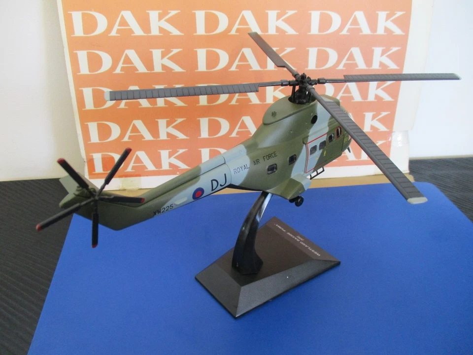 Die cast 1/72 Modellino Elicottero Helicopter Westland SA330E Puma UK - Immagine 3 di 4