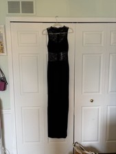 Alice + Olivia Nichol Maxi Dress Black Sheer Floral Lace High Neck Size 6 NWT