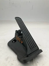 2015-2016 CADILLAC ATS Gas Accelerator Pedal Asembly OEM 22912362