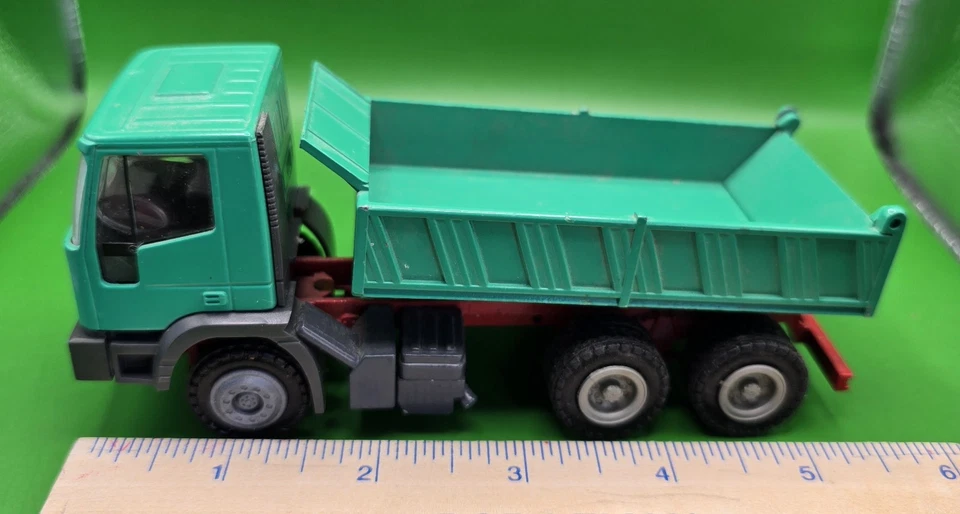Conrad IVECO EuroTrakker Dump Truck - Image 2 of 4