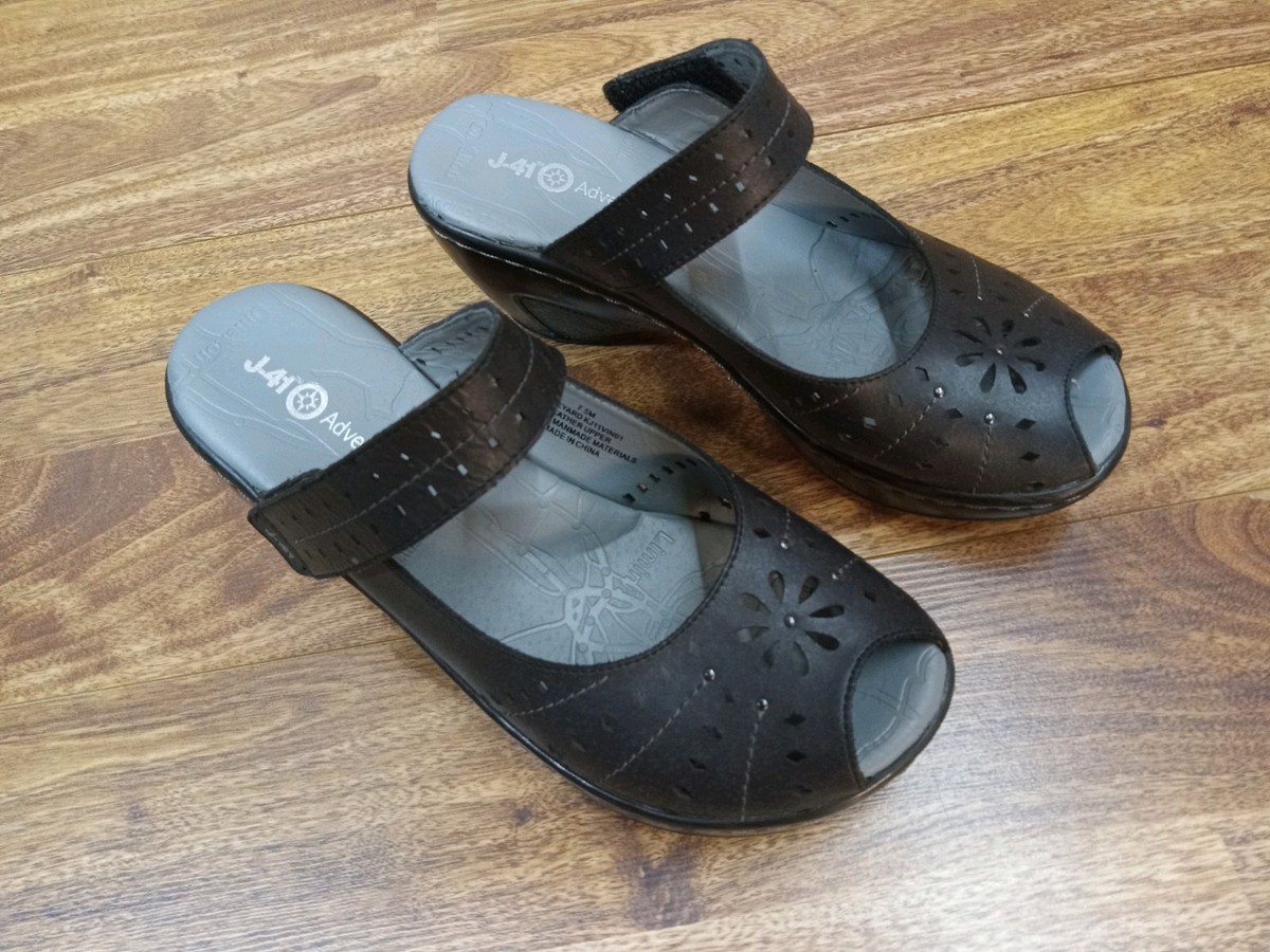 J41 Shoes Womens M Journey Adventure On Peep Toe Wedge Clog