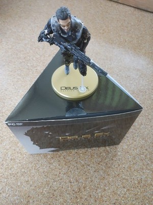 Deus Ex Human Revolution Adam Jensen Figure Statue