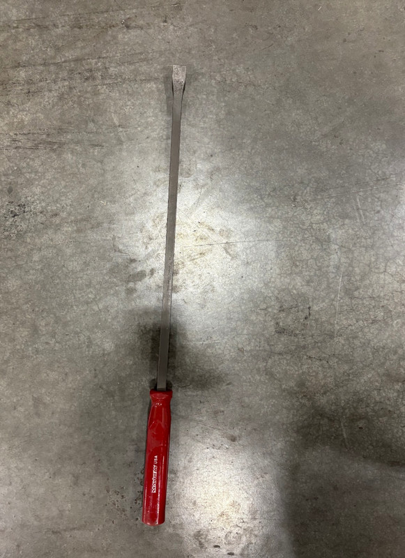 Mayhew Dominator 25" Curved Pry Bar - Heavy Duty (Made in USA)