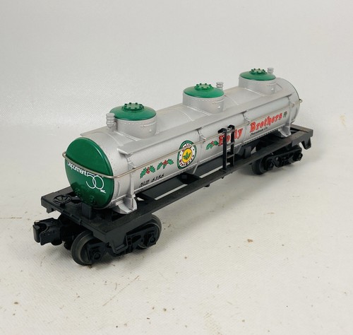 🌟Lionel Trains 6-52157 Dept 56 Holly Brothers 3-Dome Tank Car #6156 - Picture 4 of 7