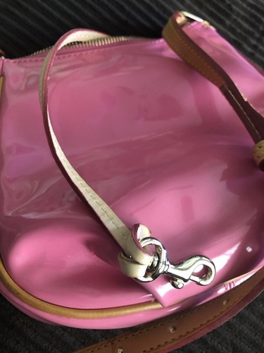 Dooney and Bourke, pink patent leather cross Body/ handbag. G/VG - Picture 13 of 16