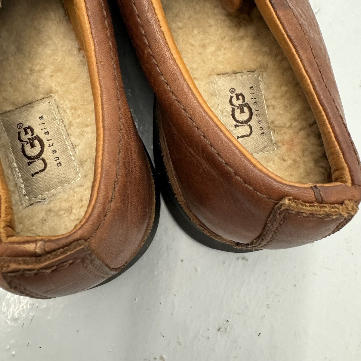 UGG Australia Mens 11 Desert Trek Split Toe Seam Mahogany  display picture 2