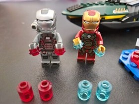 LEGO Marvel: Iron Man: Extremis Sea Port Battle (76006) - Complete