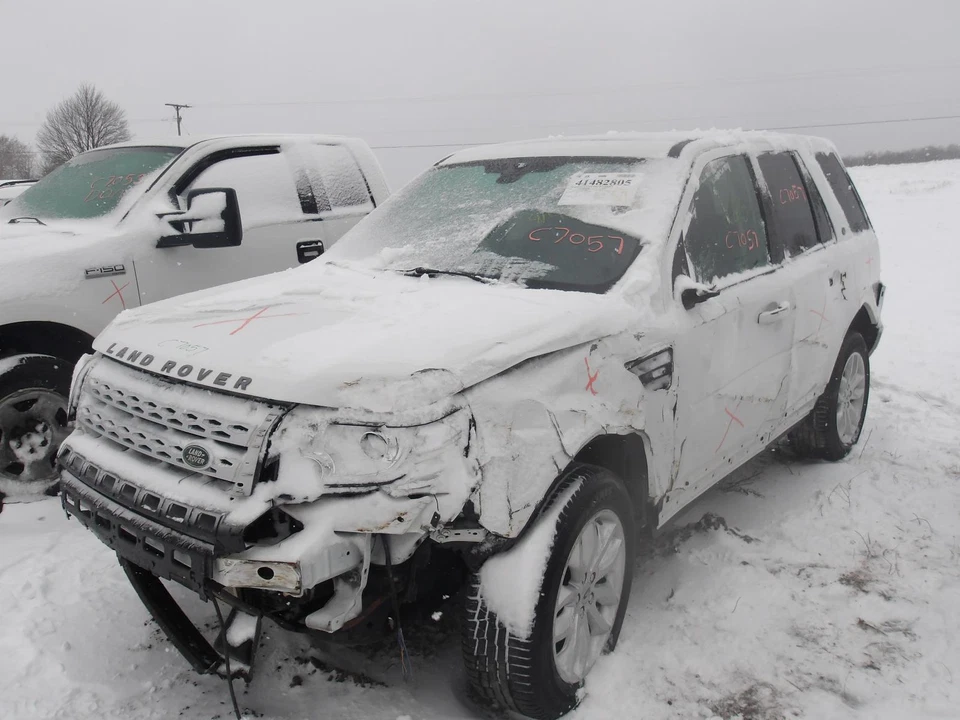 Used Front Center Interior Rear View Mirror fits: 2013 Land rover Lr2 automatic - Image 2 of 4
