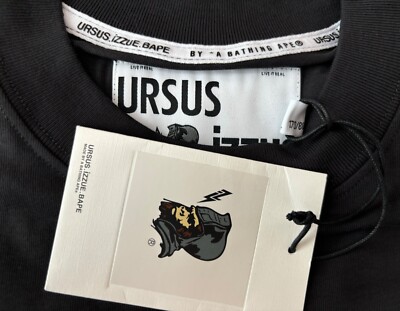 BAPE A BATHING APE - Izzue Ursus x Bape Logo Tee BLACK Colour