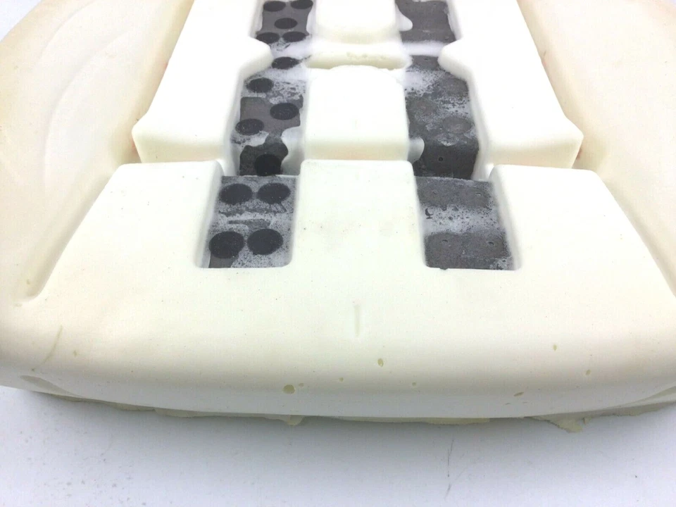 2011-2016 福特 F-250 F-350 加热冷却驾驶员座椅底部泡沫靠垫垫 原始设备制造商 — 第 2/4 张图片