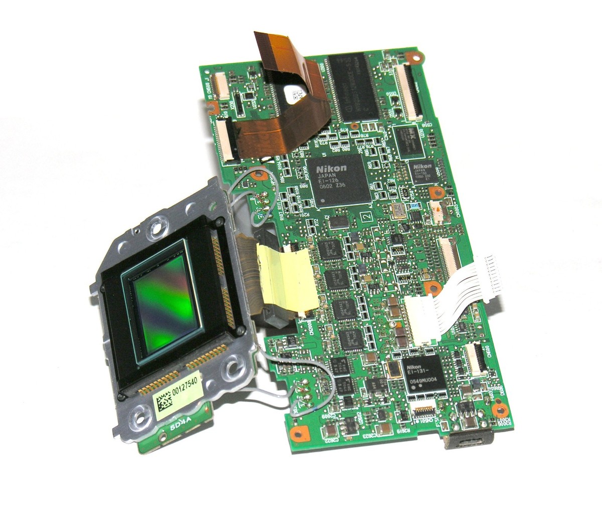 System Main Board & CCD Sensor For Nikon D200 Camera - Replacement
