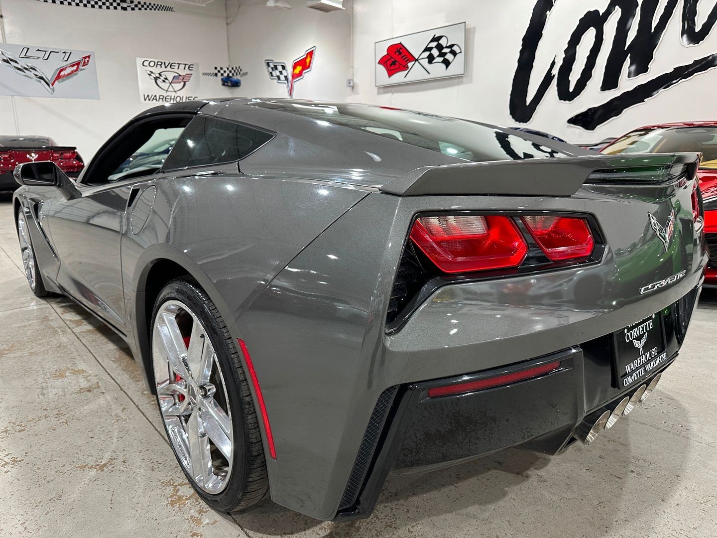 2016 Gray Chevrolet Corvette   | C7 Corvette Photo 4