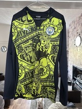Man City 24/25 Season Pre Match 1/4 Zip Top Yellow