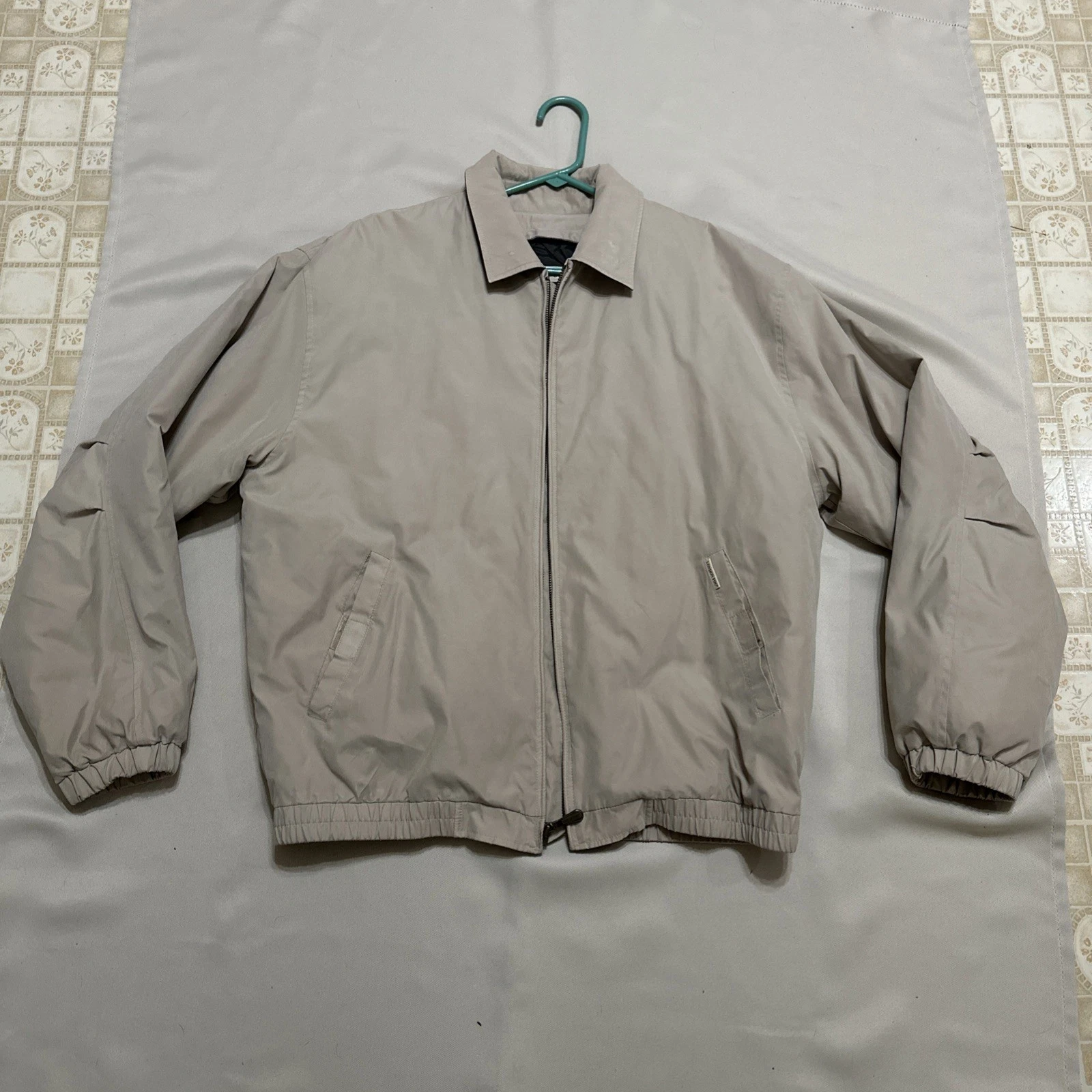 LONDON FOG Insulated Windbreaker size LARGE REG Tan Color Zip Out Liner VGC