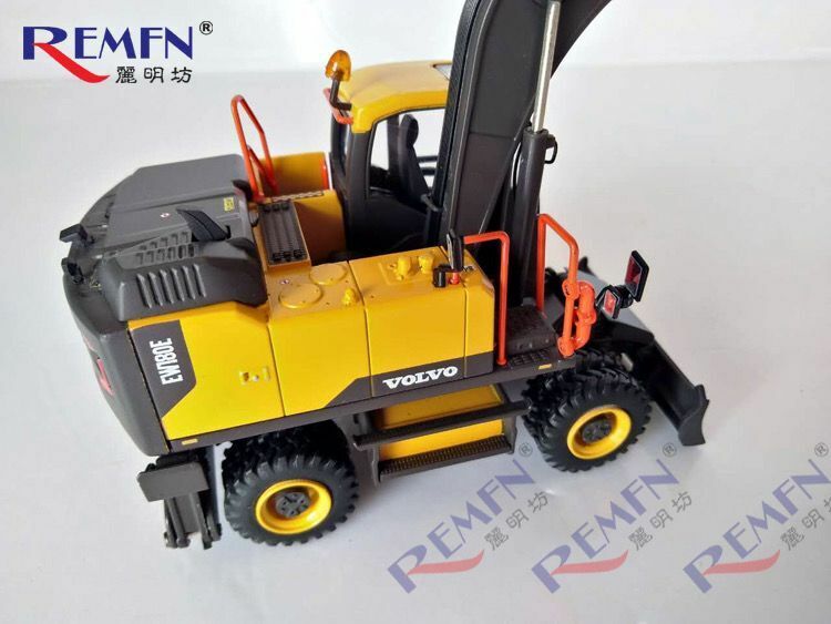 ミニカー 1/50 MOTORART VOLVO EW180E BOX無し Motorart 1/50 Scale Volvo EW180E Wheeled Excavator Diecast