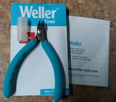 Weller 776E 4-1/2'' x 1/2'' x 1/2'' ESD-Safe Flush Pointed Diagonal Cutting Plier