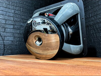 Kicker Solo X 18 ~ Factory Voice Coils! ~ Amazing Shape ~ Free