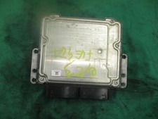 0281034427 CENTRALINA MOTORE FORD Fiesta 6° Serie XUJB (2017) RICAMBI US 1250345