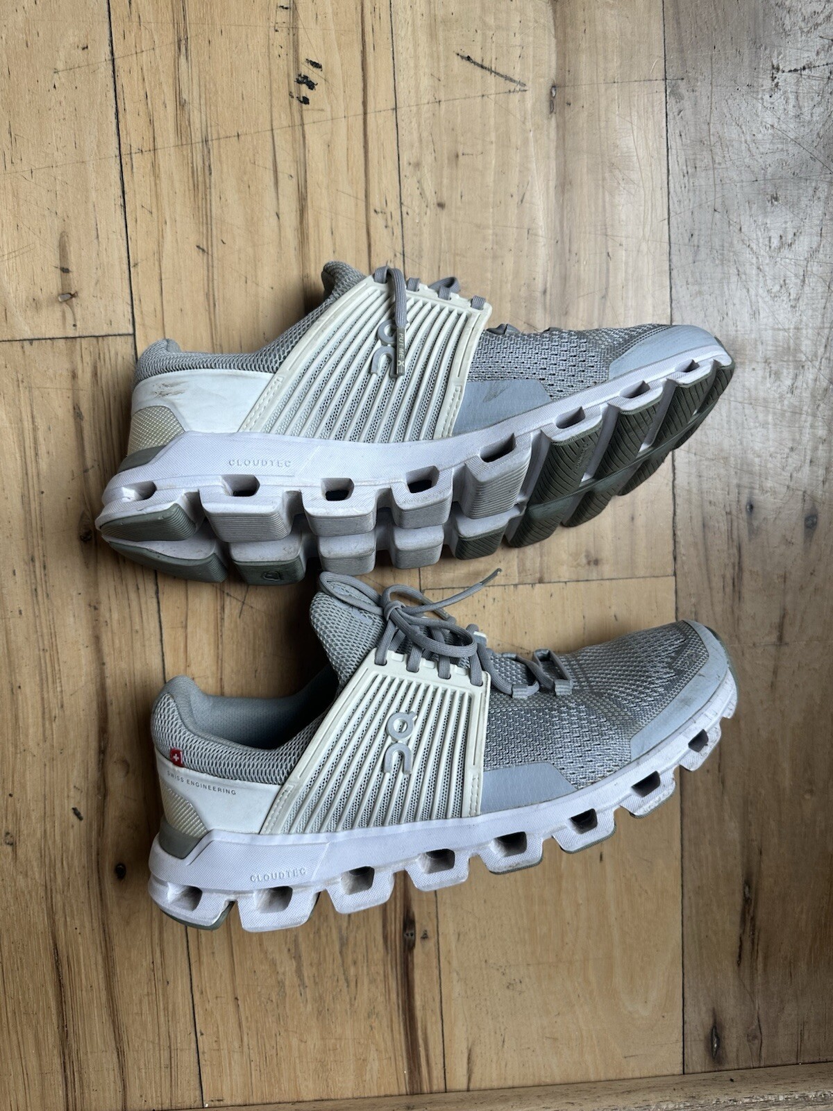 On Cloud Running Shows - image 2