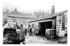 pt7908 - Conisbrough , Low Road , William Jones left , Blacksmiths -  print 6x4