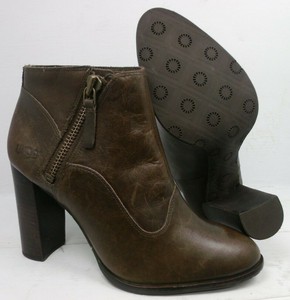 ugg dolores boots