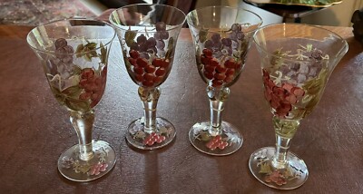 Home Trend Set of 4 wine glasses