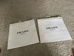 lot/ Prada Shopping bags