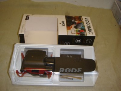RODE VIDEOMIC SHOTGUN CAMCORDER MICROPHONE WITH RYCOTE LYRE SUSPENSION MOUNT