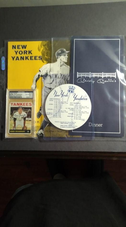 Mickey Mantle 4 YANKEES ITEMS: 1960, 1964, 1965...; MANTLE, RICHARDSON AUTO, ETC...; PSA 