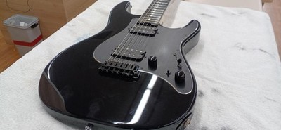 EDWARDS E-SNAPPER-AL-BK Used Alder body Maple neck Ebony fingerboard w/Gig case