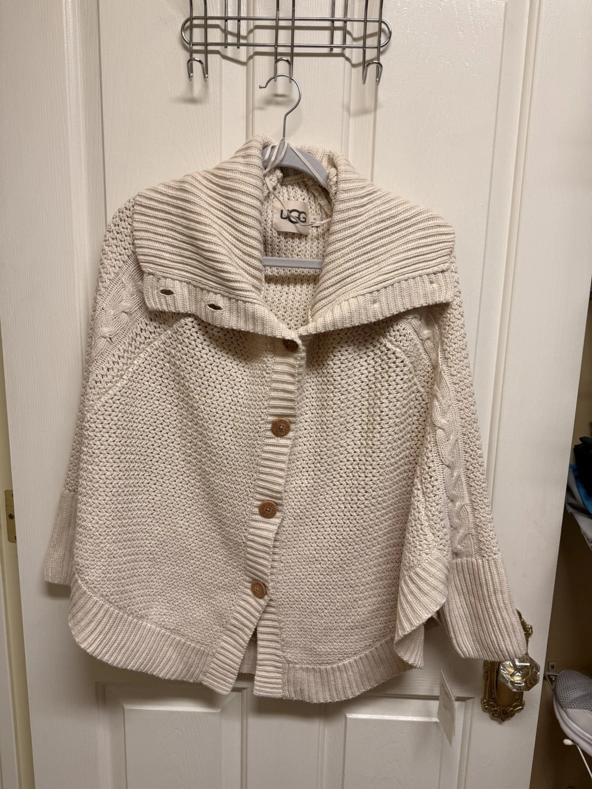 UGG Sweater Womens M L Maribeth Cape Cream Button Front Shawl Collar Knit Poncho